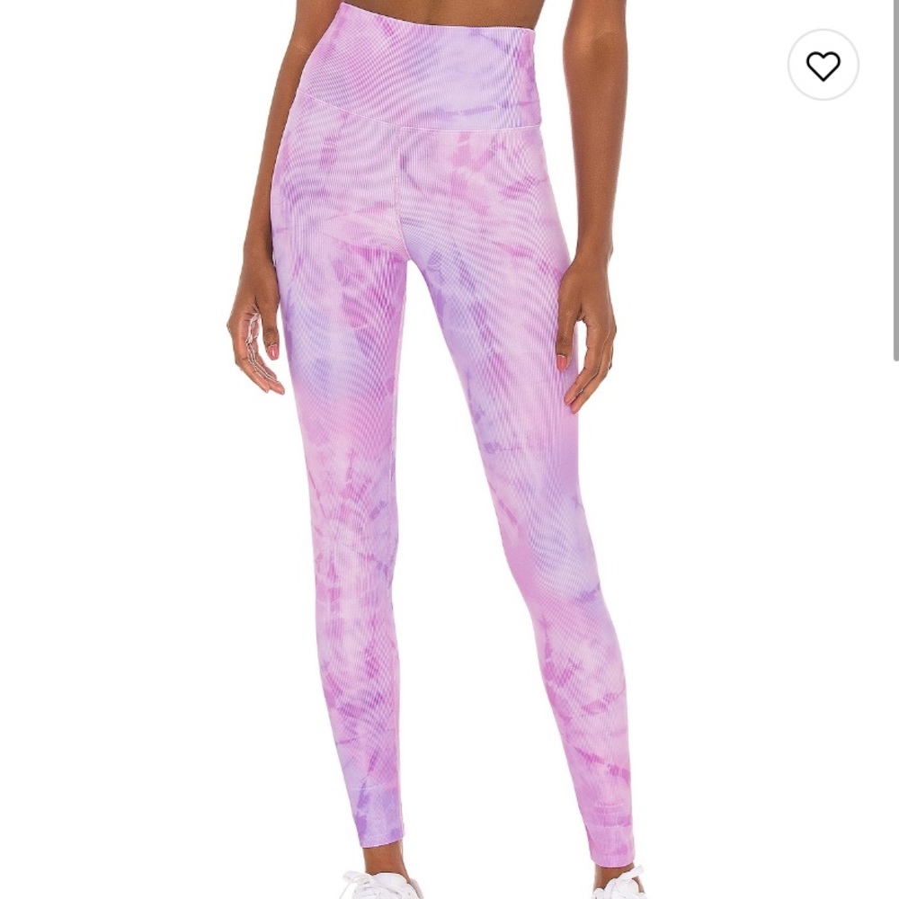 NWOT 💜 BEACH RIOT x REVOLVE Ayla Legging